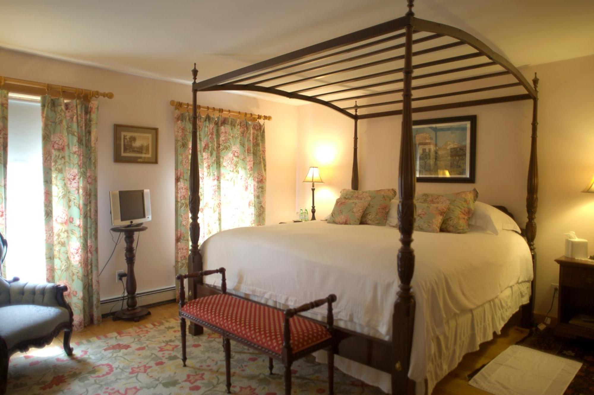 Highland Lake Inn Andover Zewnętrze zdjęcie